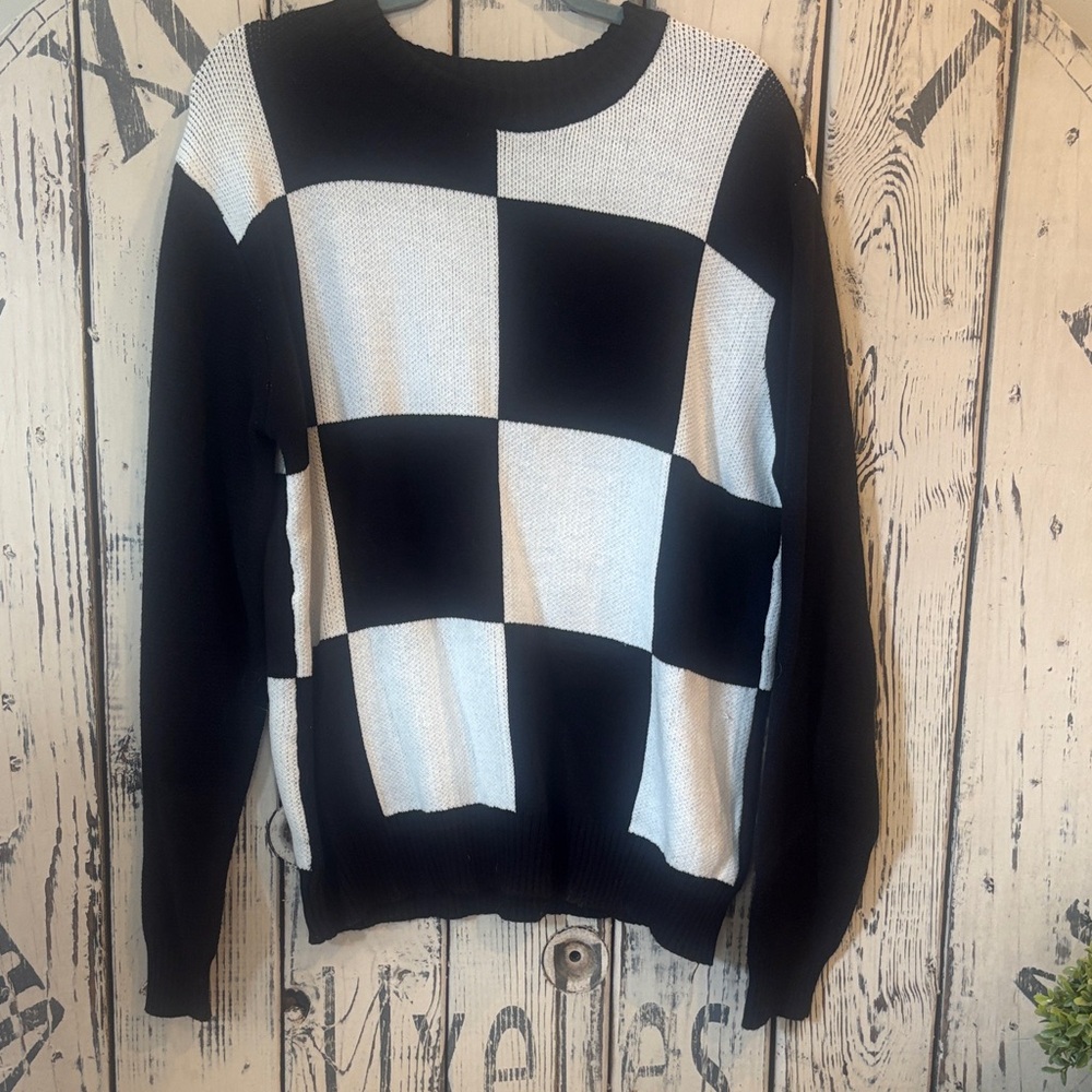 Amazon Black and White Checkered Sweater